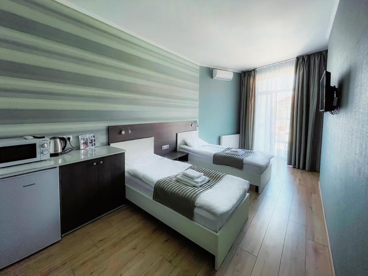Sealine Apart-Hotel Odesa Exterior photo